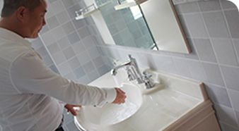 淋浴房地漏測通檢查