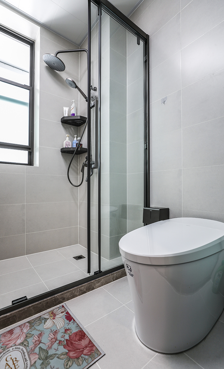 客衛空間很大，做了干濕分離的衛生間，滿足三代的使用需求。