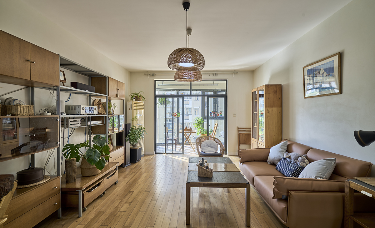  客廳借用過道空間，大大提高了空間利用率。