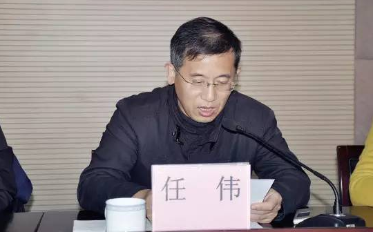 靜安區彭浦新村街道商會選舉出新會長云蘭裝潢總經理汪興國