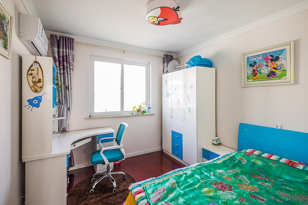 兒童房童趣十足，藍(lán)白相間，讓孩子對未來充滿無限瑕想....
