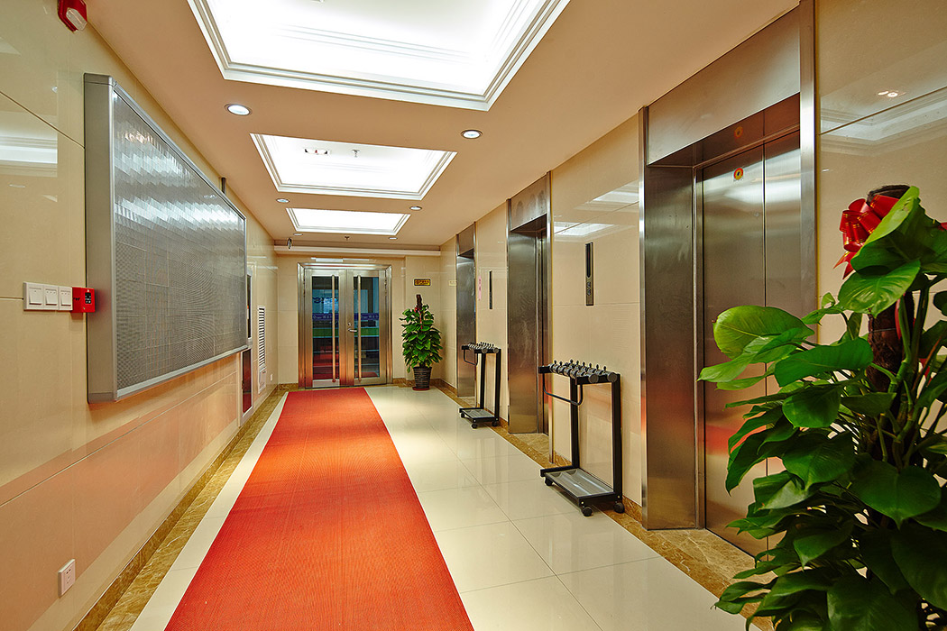 在走道的處理上
