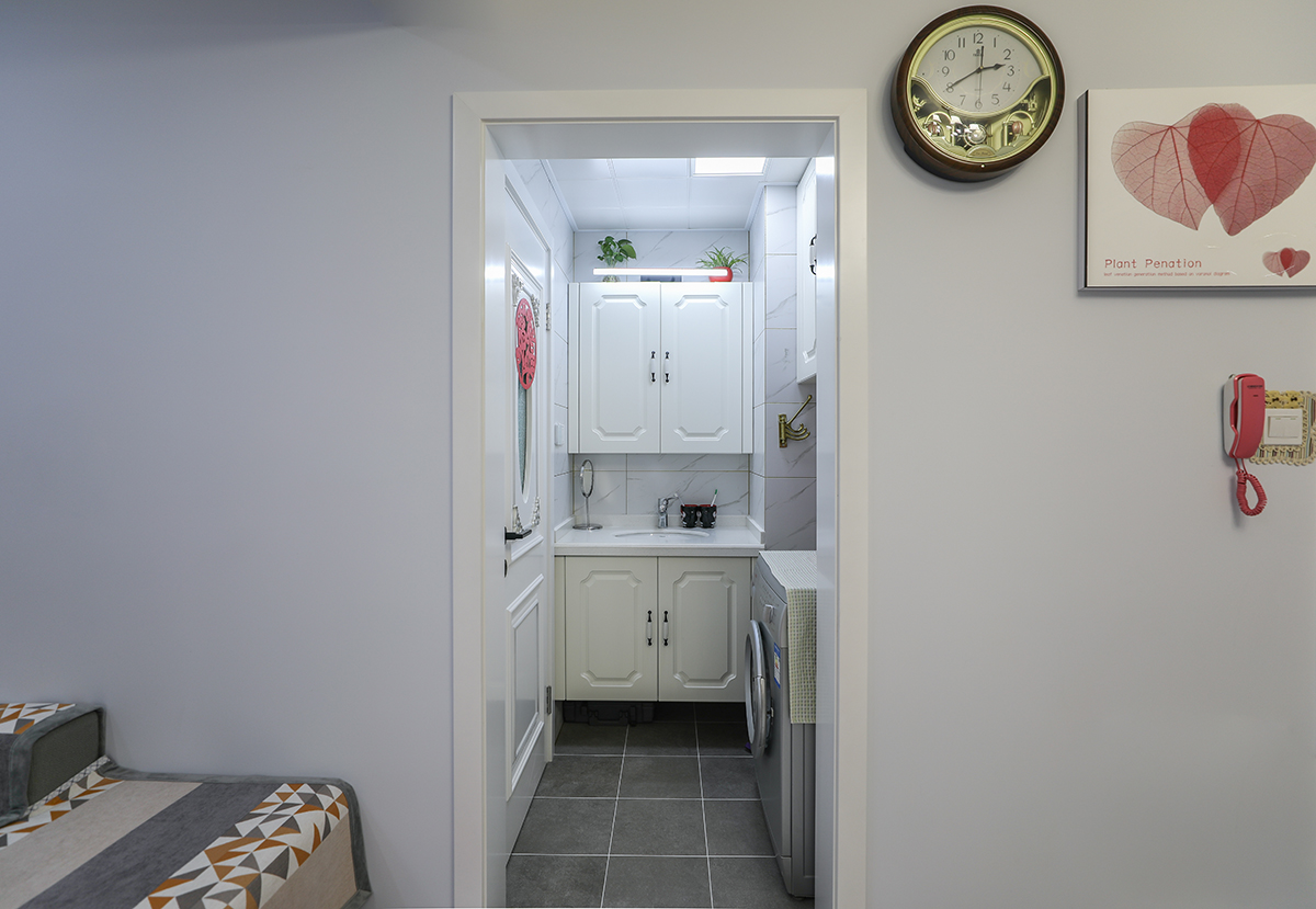 衛(wèi)生間做了干濕分離的處理，美化了空間也增強了實用性。