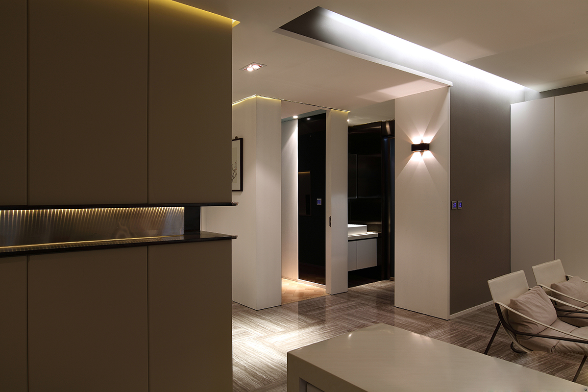 本案的家居設計簡潔讓家中呈現一種自然的舒適、干凈之美。
