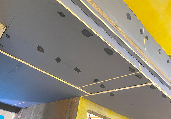 石膏板的釘眼防銹工藝